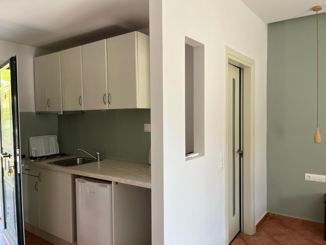 Paleo Apartments Paleokasztríca Kültér fotó